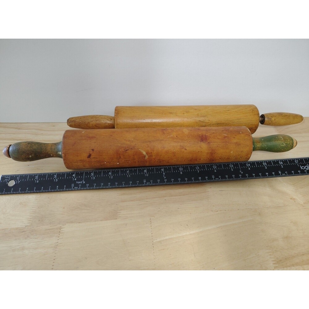 Antique Munising Michigan Wooden Rolling Pin 17 3/8" Green Handled & Xtra Unbran